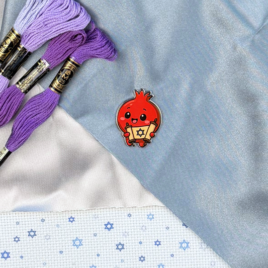 Rimon the Learned Pomegranate Needle Minder – Magnetic Needle Holder